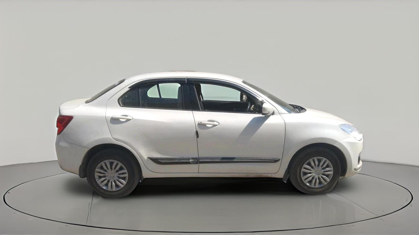 2018 Maruti Dzire VDI, Diesel, Manual, 2,13,045 km, exterior