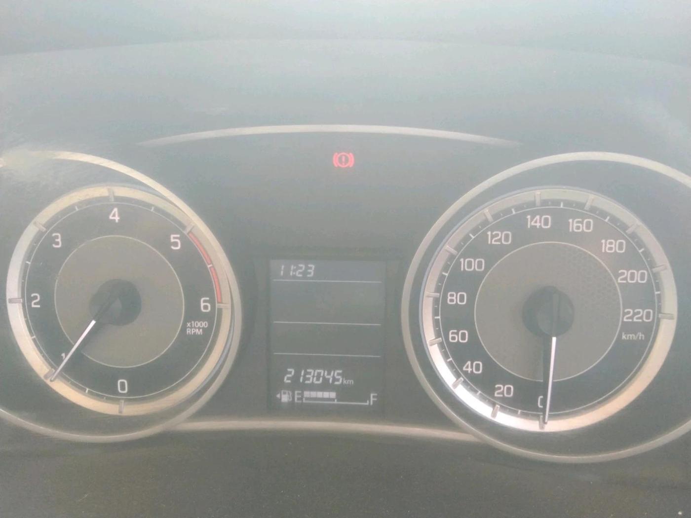 2018 Maruti Dzire VDI, Diesel, Manual, 2,13,045 km, interior