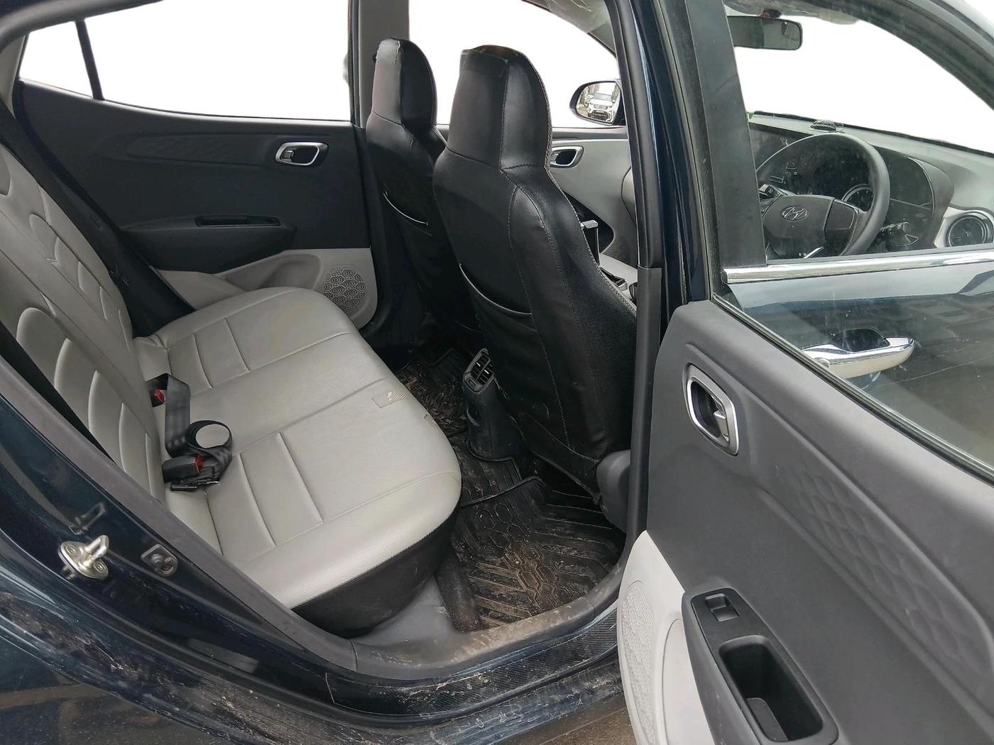 2022 Hyundai GRAND I10 NIOS SPORTZ 1.2 KAPPA VTVT, Petrol, Manual, 32,692 km, interior