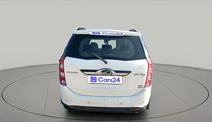 2018 Mahindra XUV500 W9 AT, Diesel, Automatic, 1,38,373 km, exterior