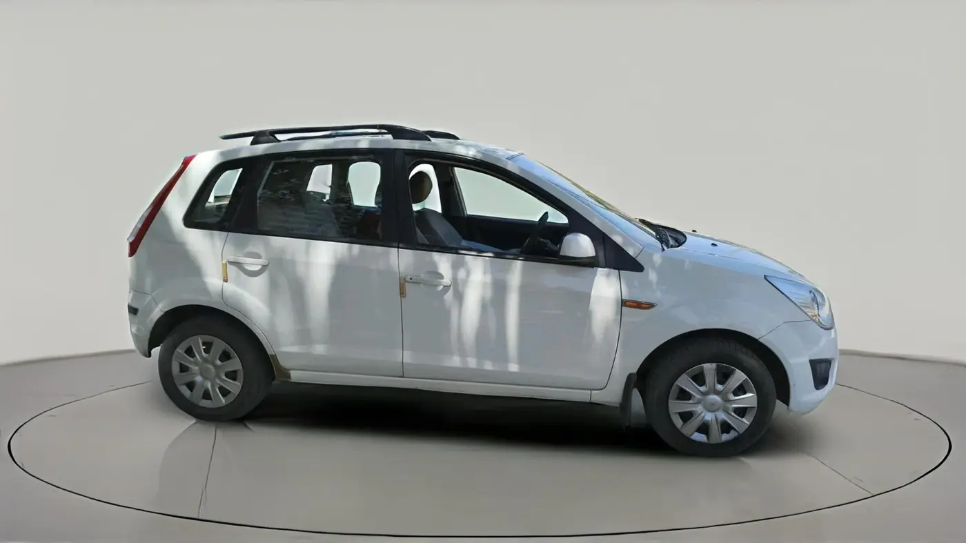 2013 Ford Figo ZXI 1.4 DIESEL, Diesel, Manual, 1,26,922 km, exterior