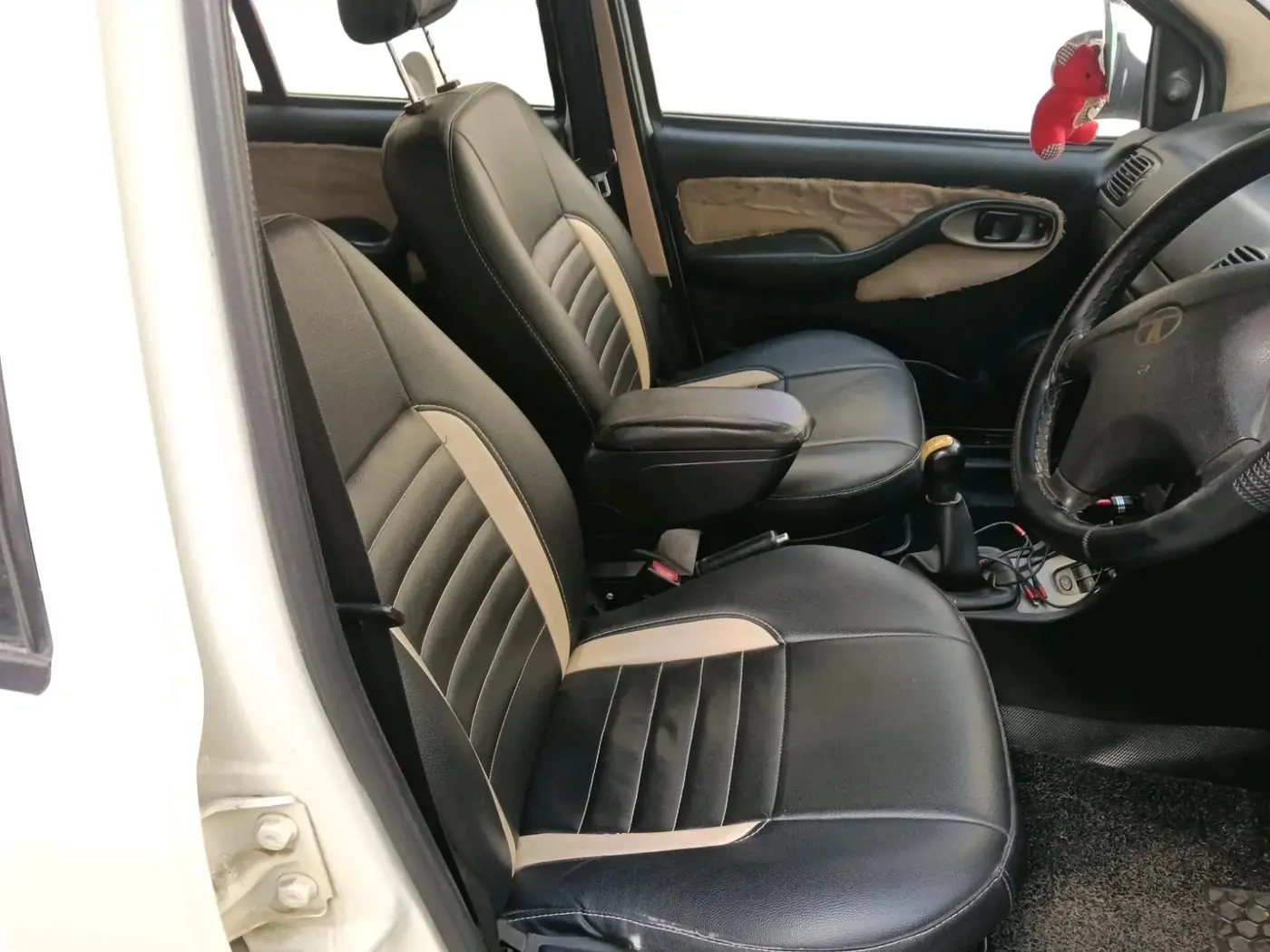 2016 Tata Indigo ECS LX CR4, Diesel, Manual, 69,002 km, interior