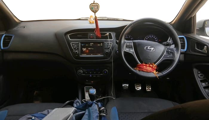2019 Hyundai i20 Active 1.2 SX, Petrol, Manual, 1,58,422 km, interior