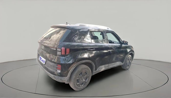 2024 Hyundai VENUE SX 1.2 PETROL, CNG, Manual, 34,001 km, exterior