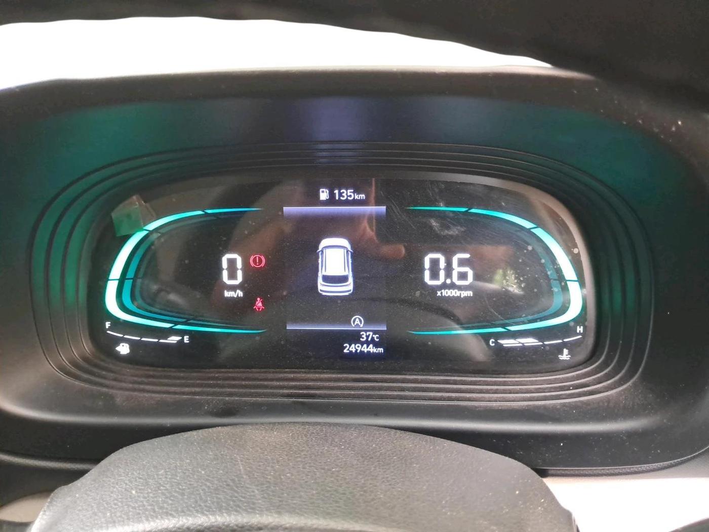 2023 Hyundai VENUE S(O) 1.2, Petrol, Manual, 24,944 km, interior