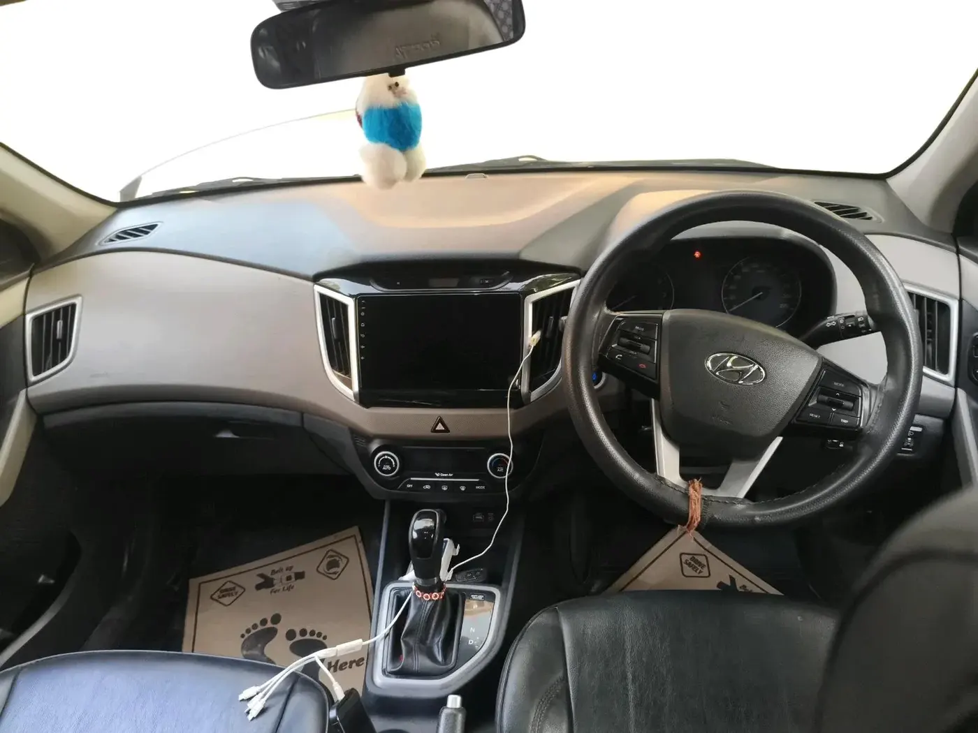 2017 Hyundai Creta SX PLUS AT 1.6 PETROL, CNG, Automatic, 1,33,025 km, interior
