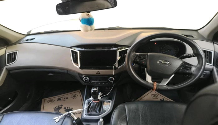 2017 Hyundai Creta SX PLUS AT 1.6 PETROL, CNG, Automatic, 1,33,025 km, interior