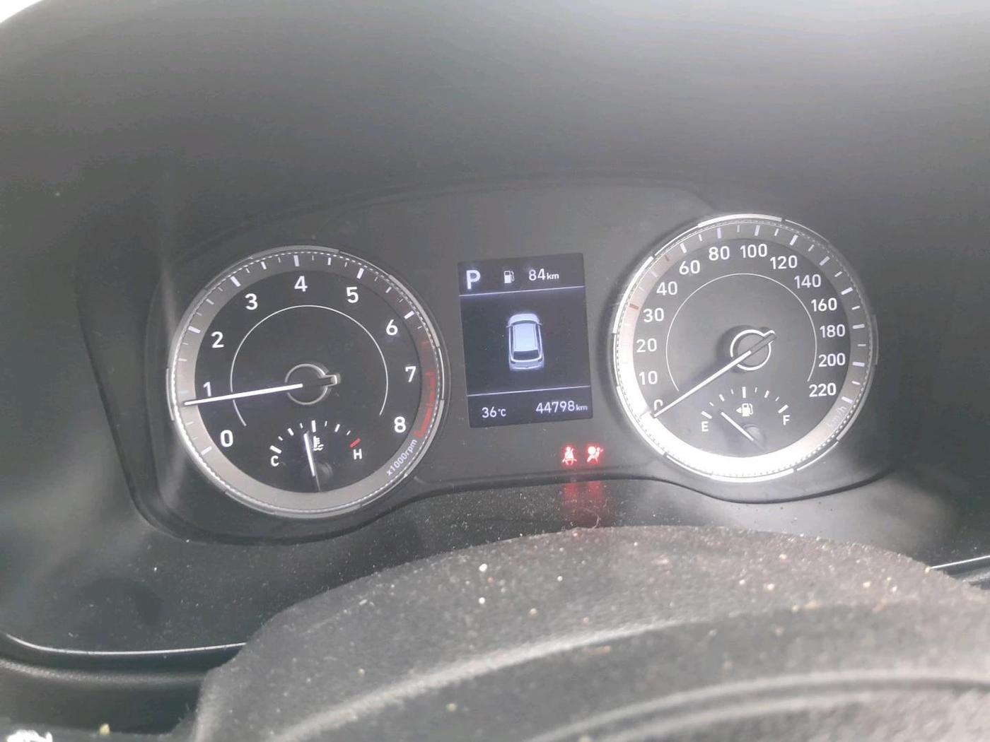 2021 Hyundai VENUE SX PLUS 1.0 TURBO DCT, Petrol, Automatic, 44,798 km, interior
