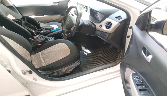 2018 Hyundai Grand i10 ASTA 1.2 KAPPA VTVT, Petrol, Manual, 33,009 km, interior