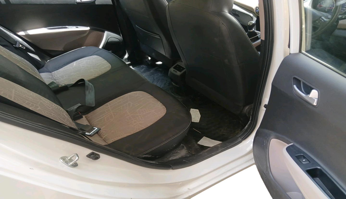 2018 Hyundai Grand i10 ASTA 1.2 KAPPA VTVT, Petrol, Manual, 33,009 km, interior