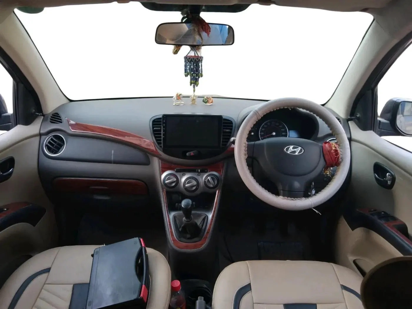 2012 Hyundai i10 MAGNA 1.1, Petrol, Manual, 50,363 km, interior