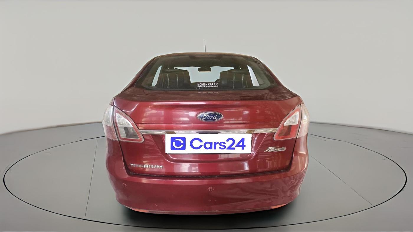 2012 Ford Fiesta TITANIUM+ PETROL AT, CNG, Automatic, 1,16,742 km, exterior