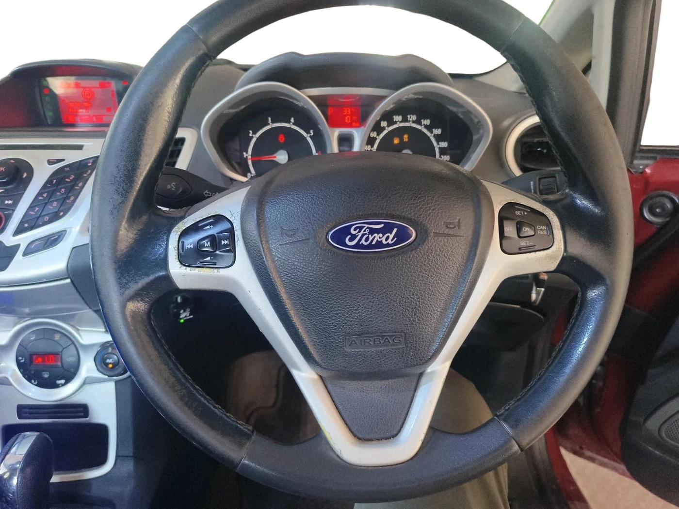 2012 Ford Fiesta TITANIUM+ PETROL AT, CNG, Automatic, 1,16,742 km, interior