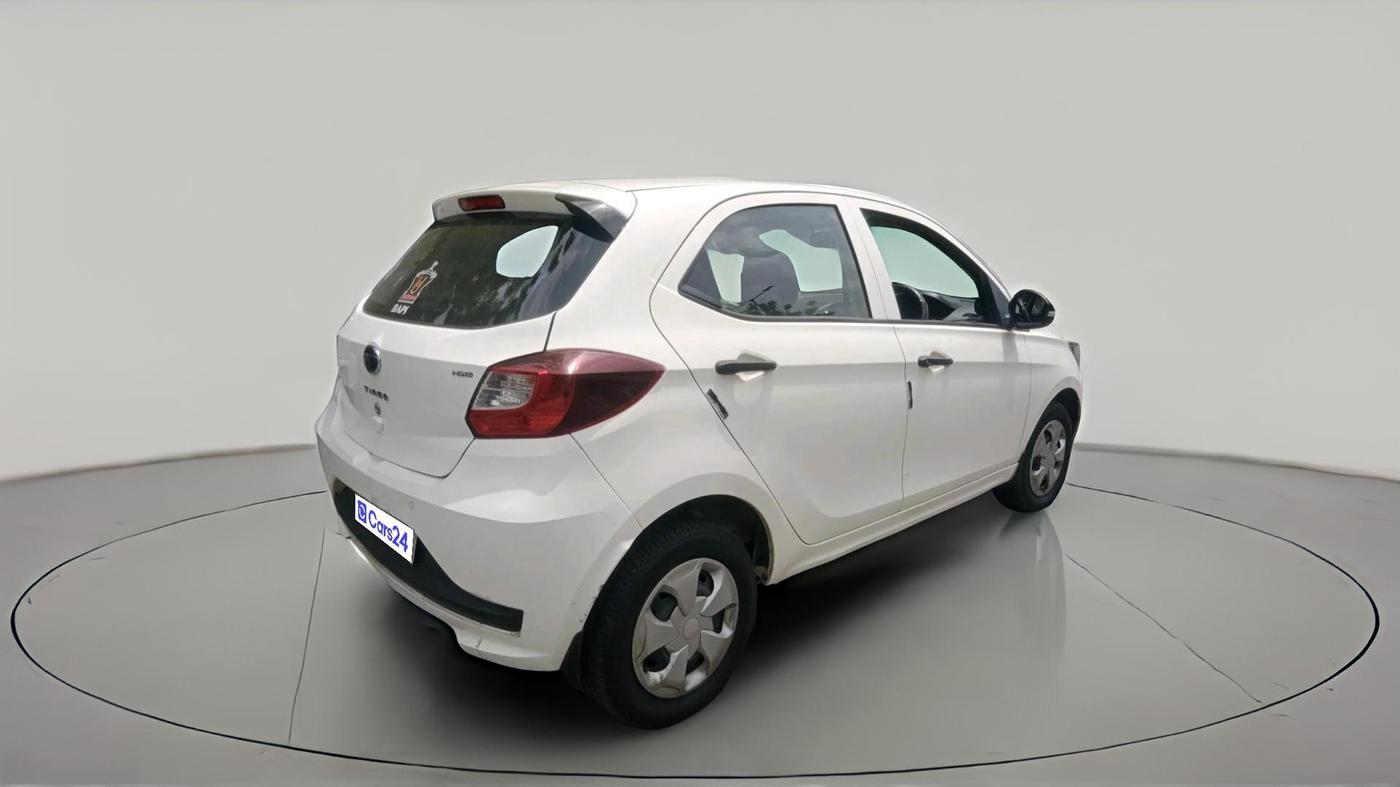2024 Tata Tiago XM CNG, CNG, Manual, 77,671 km, exterior