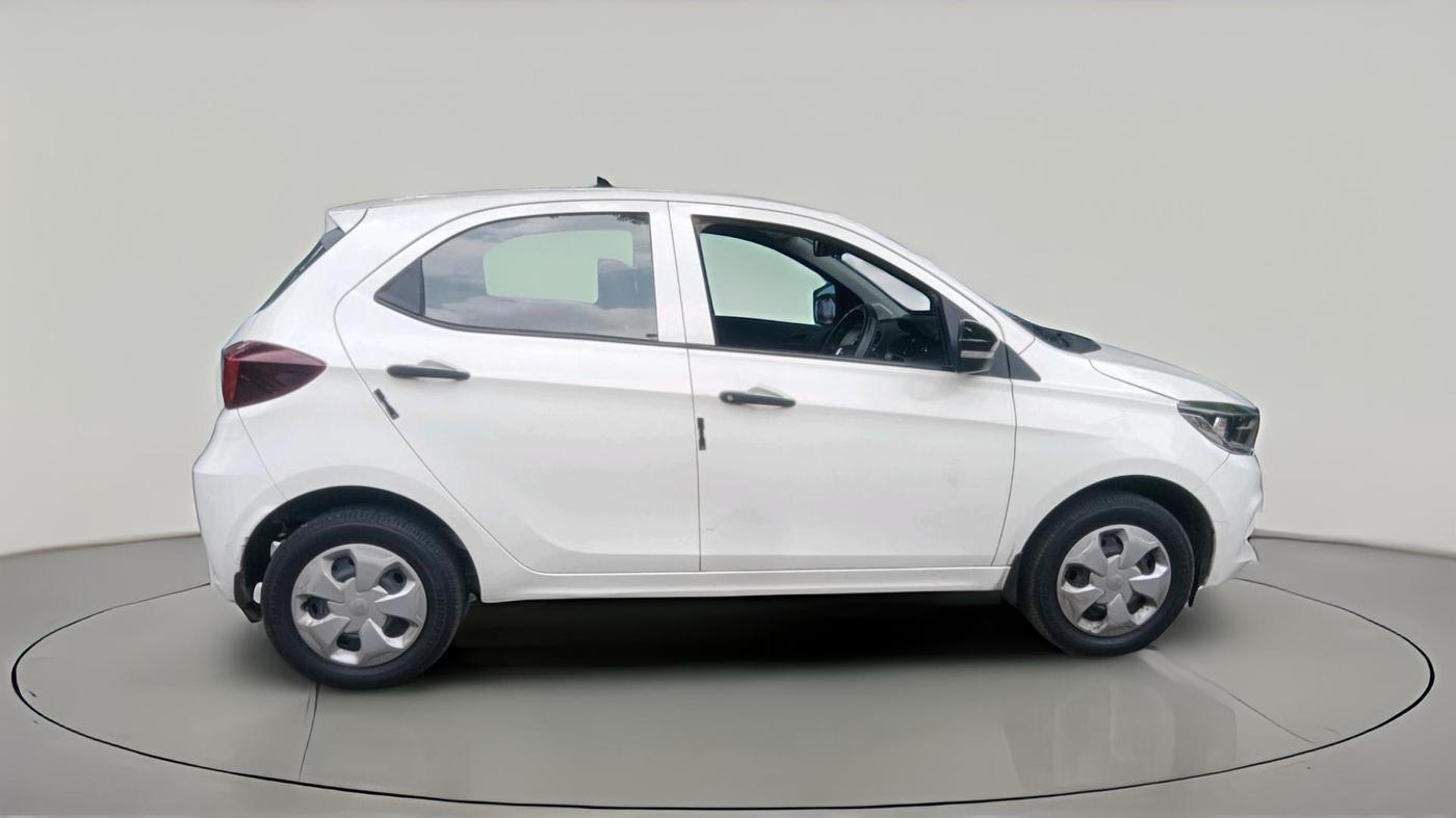 2024 Tata Tiago XM CNG, CNG, Manual, 77,671 km, exterior