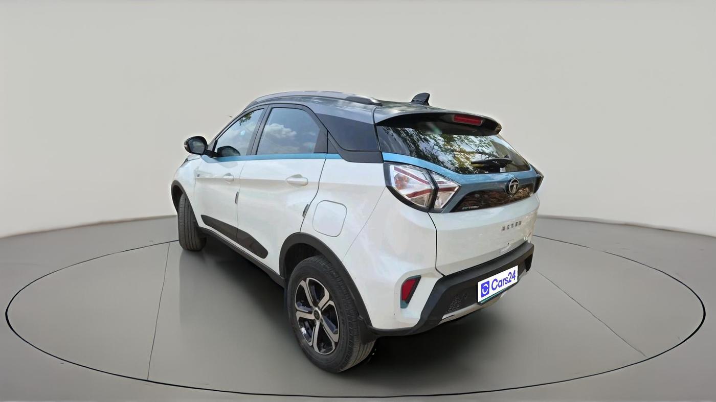 2022 Tata NEXON EV XZ PLUS, Electric, Automatic, 28,604 km, exterior