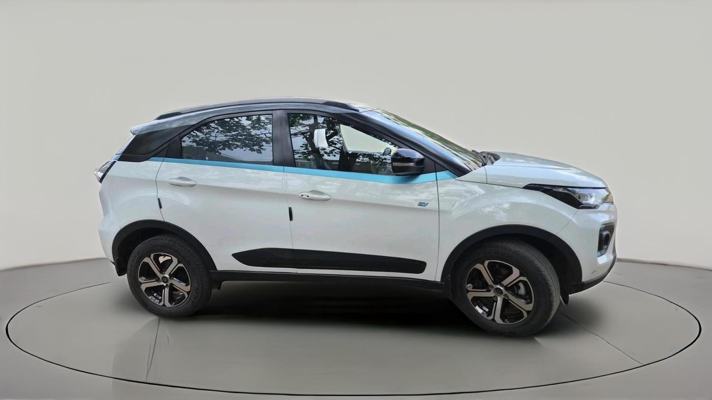 2022 Tata NEXON EV XZ PLUS, Electric, Automatic, 28,604 km, exterior