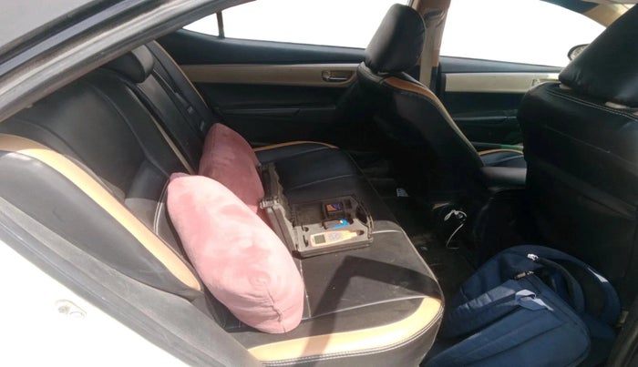 2014 Toyota Corolla Altis G PETROL, CNG, Manual, 1,60,978 km, interior