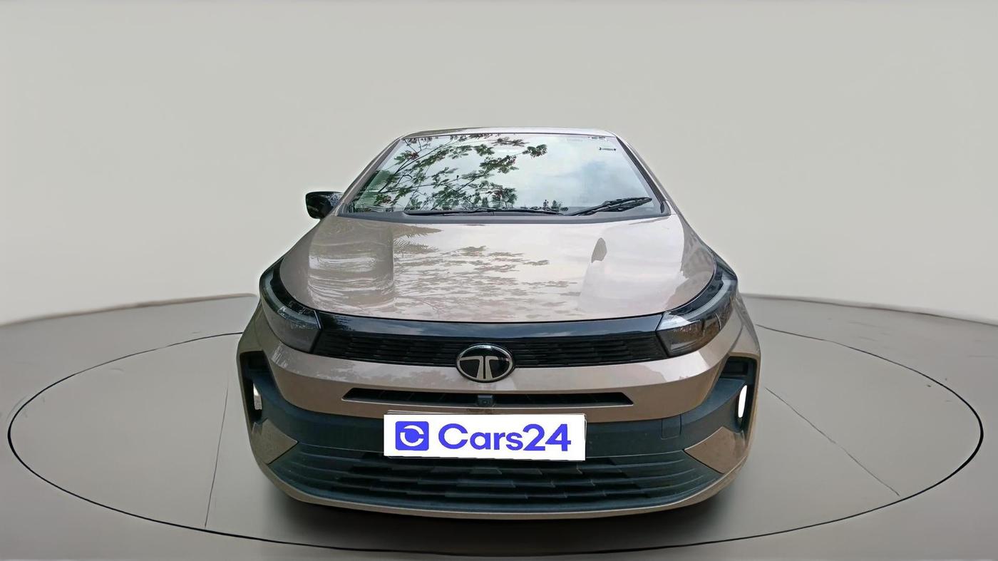 2025 Tata ALTROZ Creative Petrol 5AMT, Petrol, Automatic, 5,065 km, exterior