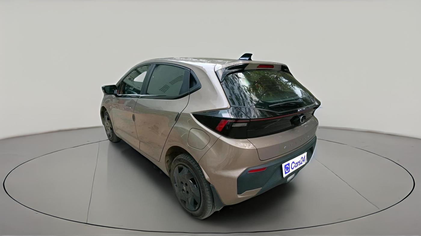 2025 Tata ALTROZ Creative Petrol 5AMT, Petrol, Automatic, 5,065 km, exterior