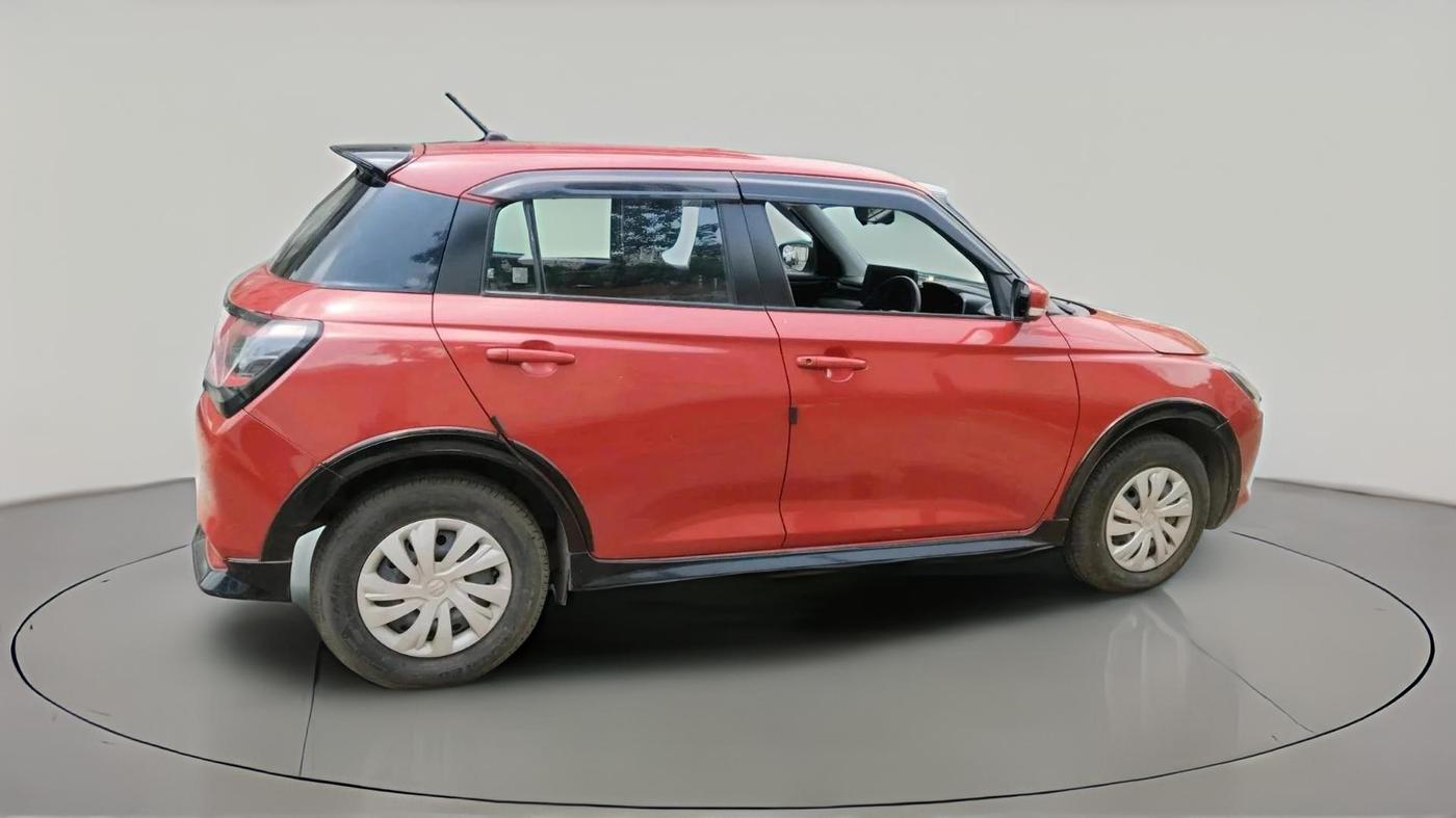 2024 Maruti Swift VXI AMT, Petrol, Automatic, 15,185 km, exterior