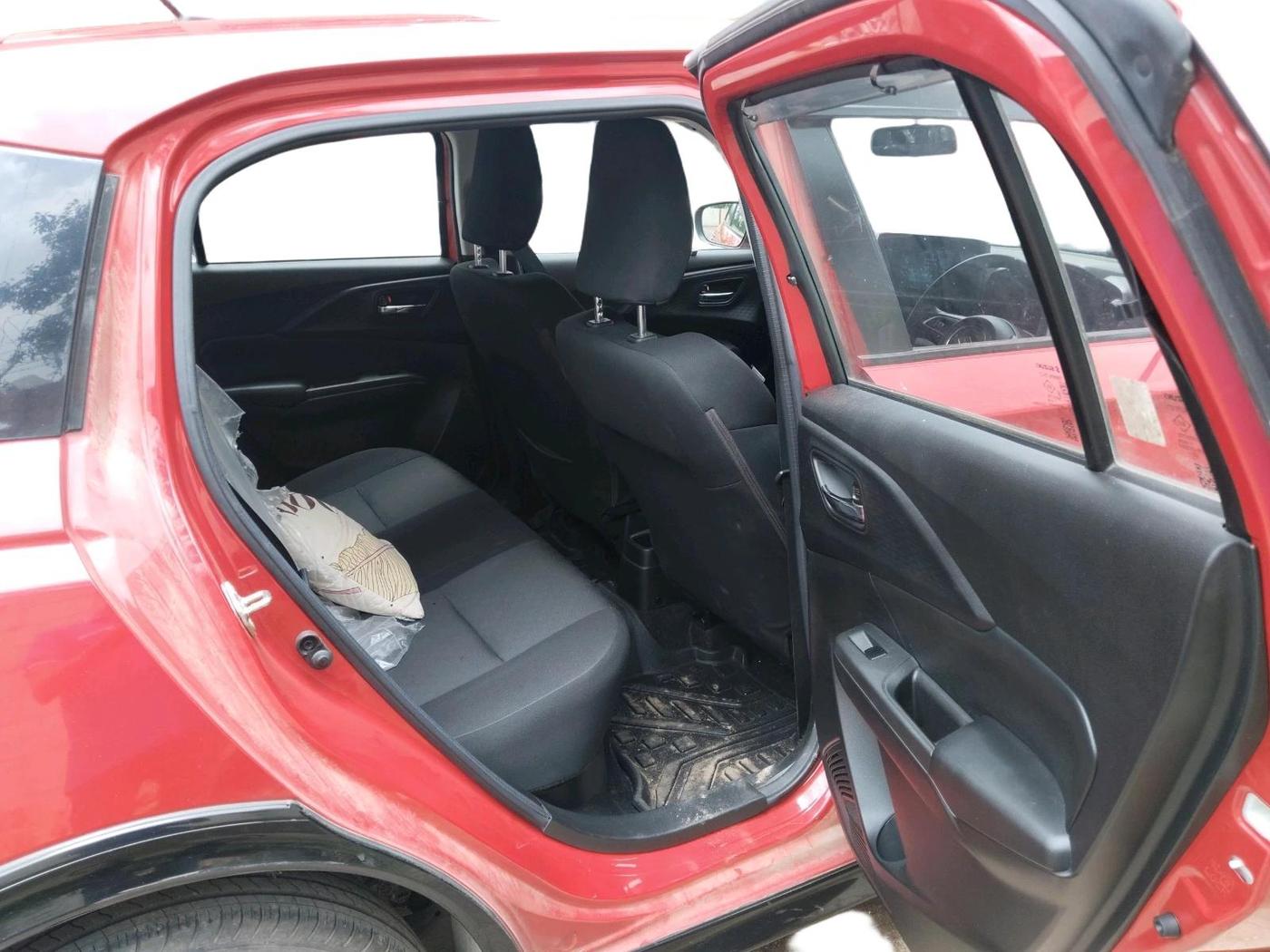 2024 Maruti Swift VXI AMT, Petrol, Automatic, 15,185 km, interior