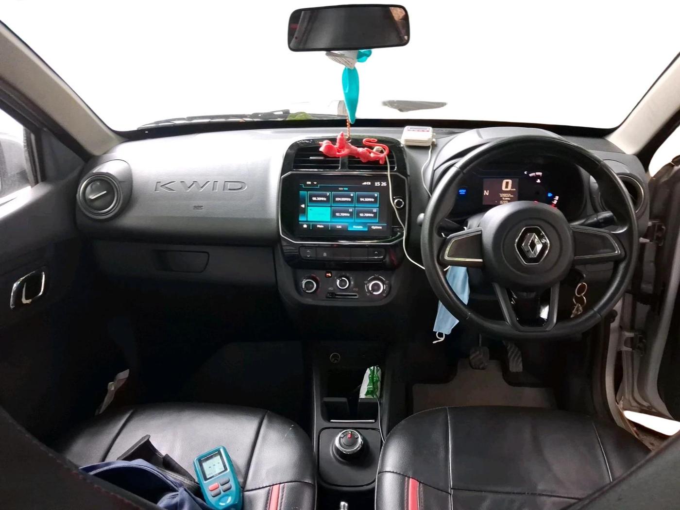 2020 Renault Kwid RXT 1.0 AMT (O), Petrol, Automatic, 72,802 km, interior