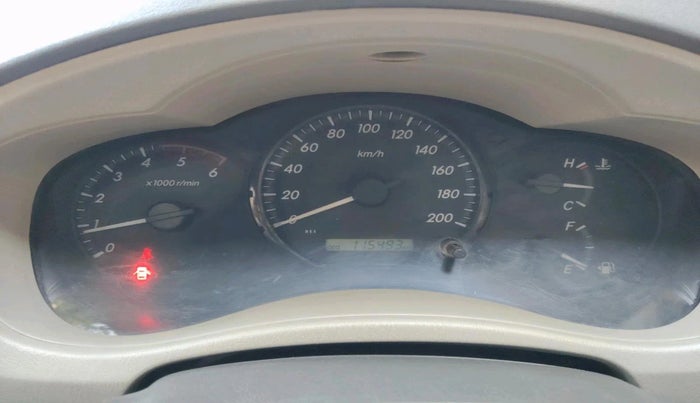 2014 Toyota Innova 2.5 GX 7 STR, Diesel, Manual, 1,15,493 km, interior