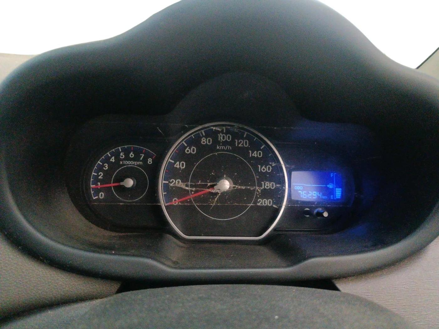 2012 Hyundai i10 MAGNA 1.1, Petrol, Manual, 76,294 km, interior