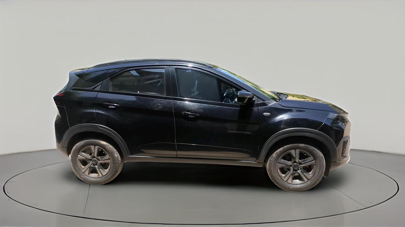 2024 Tata NEXON Fearless Plus S 1.5 Revotorq 6AMT Dark Edition, Diesel, Automatic, 34,034 km, exterior