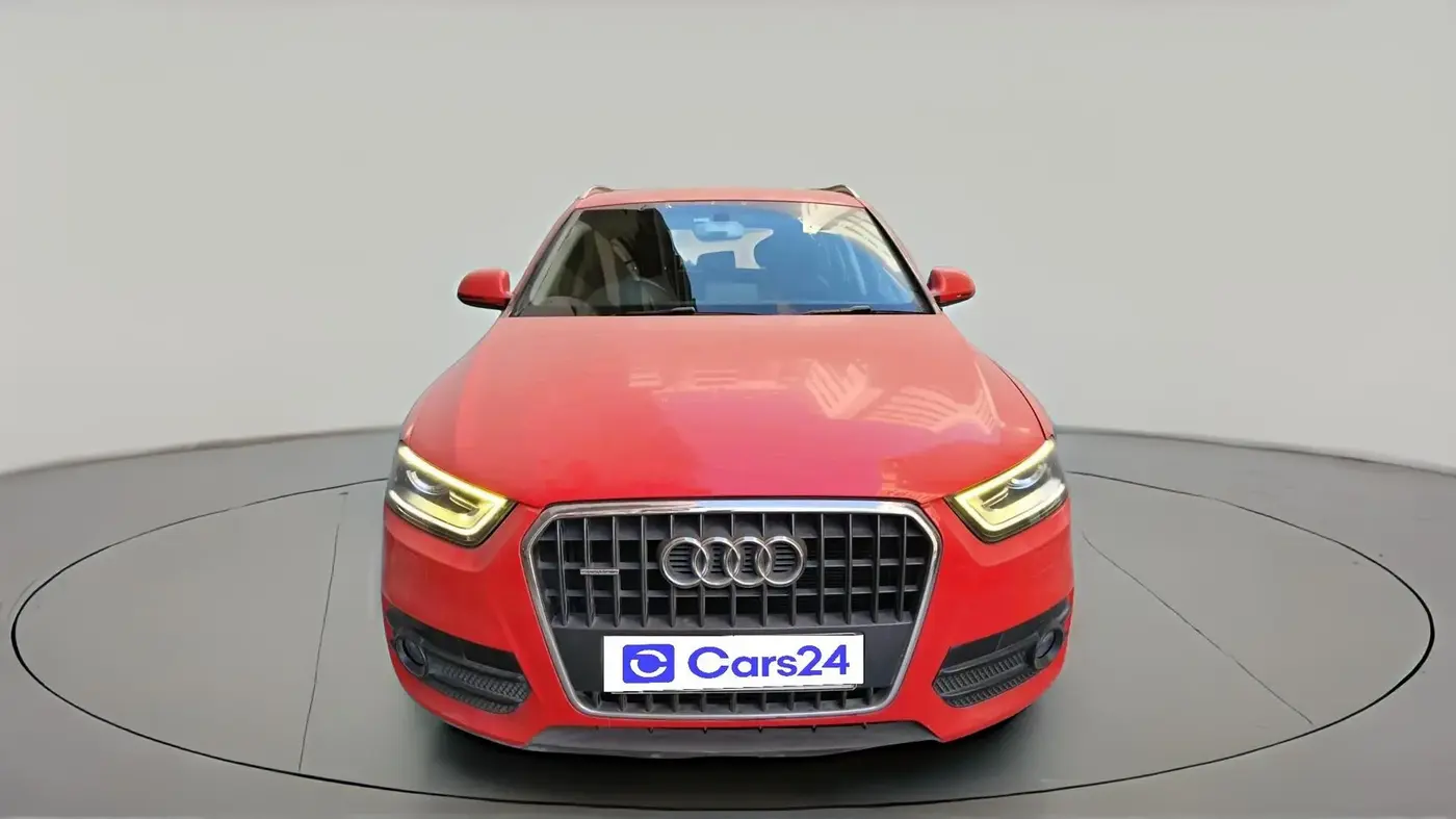 2014 Audi Q3 35 TDI Quattro, Diesel, Automatic, 99,950 km, exterior