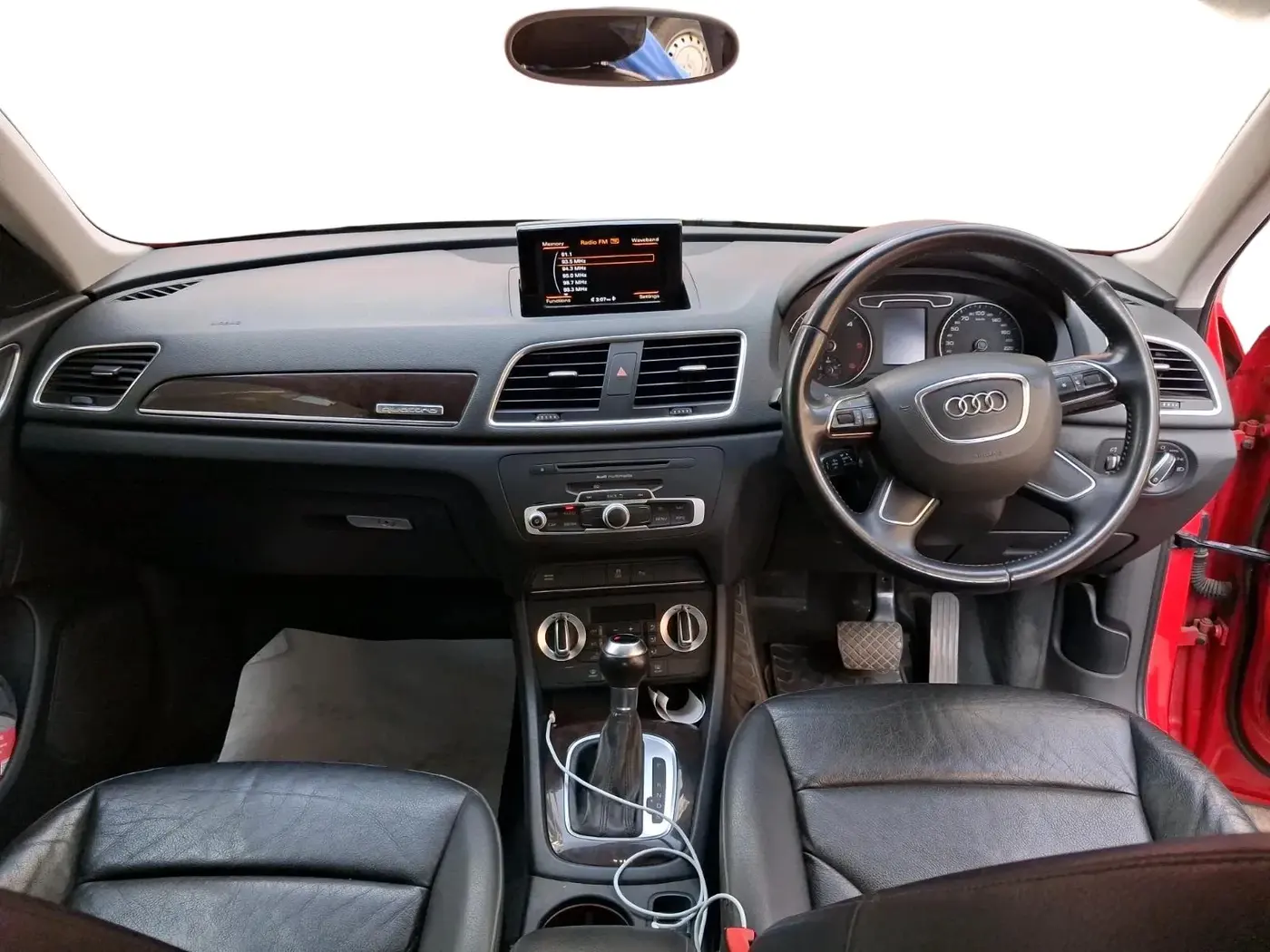 2014 Audi Q3 35 TDI Quattro, Diesel, Automatic, 99,950 km, interior
