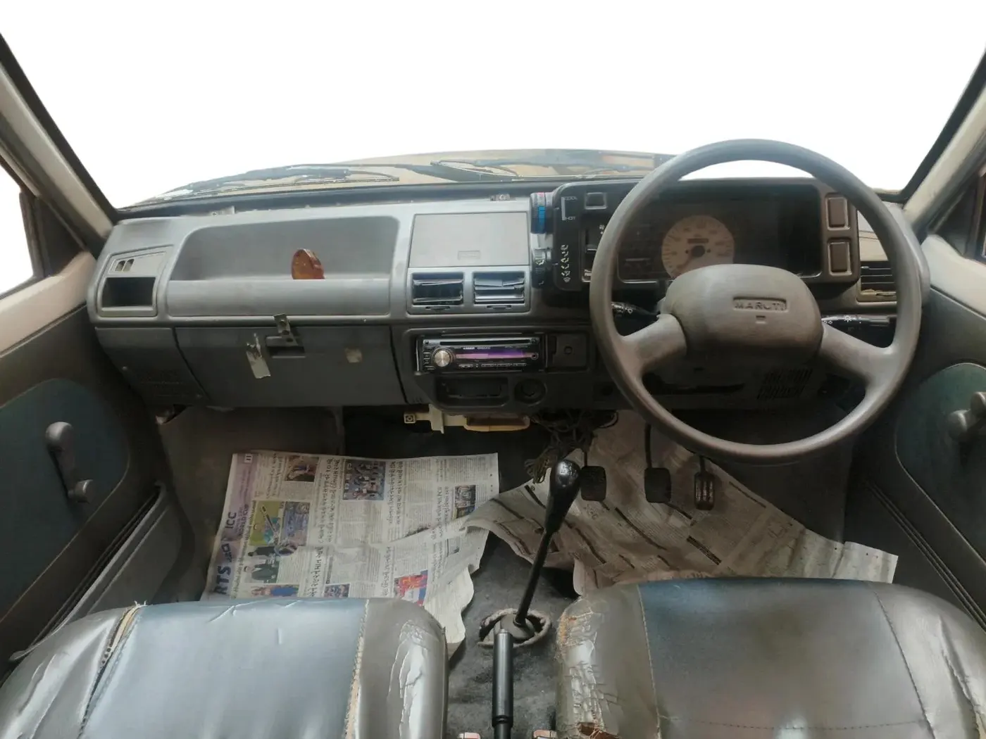 2011 Maruti 800 STD, CNG, Manual, 14,188 km, interior