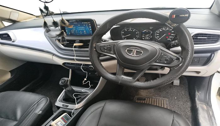 2021 Tata ALTROZ XZ DIESEL, Diesel, Manual, 57,901 km, interior