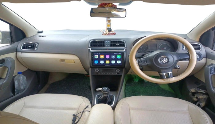 2013 Volkswagen Vento HIGHLINE DIESEL 1.6, Diesel, Manual, 92,006 km, interior