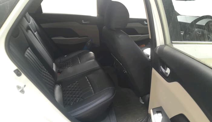 2017 Hyundai Verna 1.6 EX CRDI, Diesel, Manual, 1,17,150 km, interior