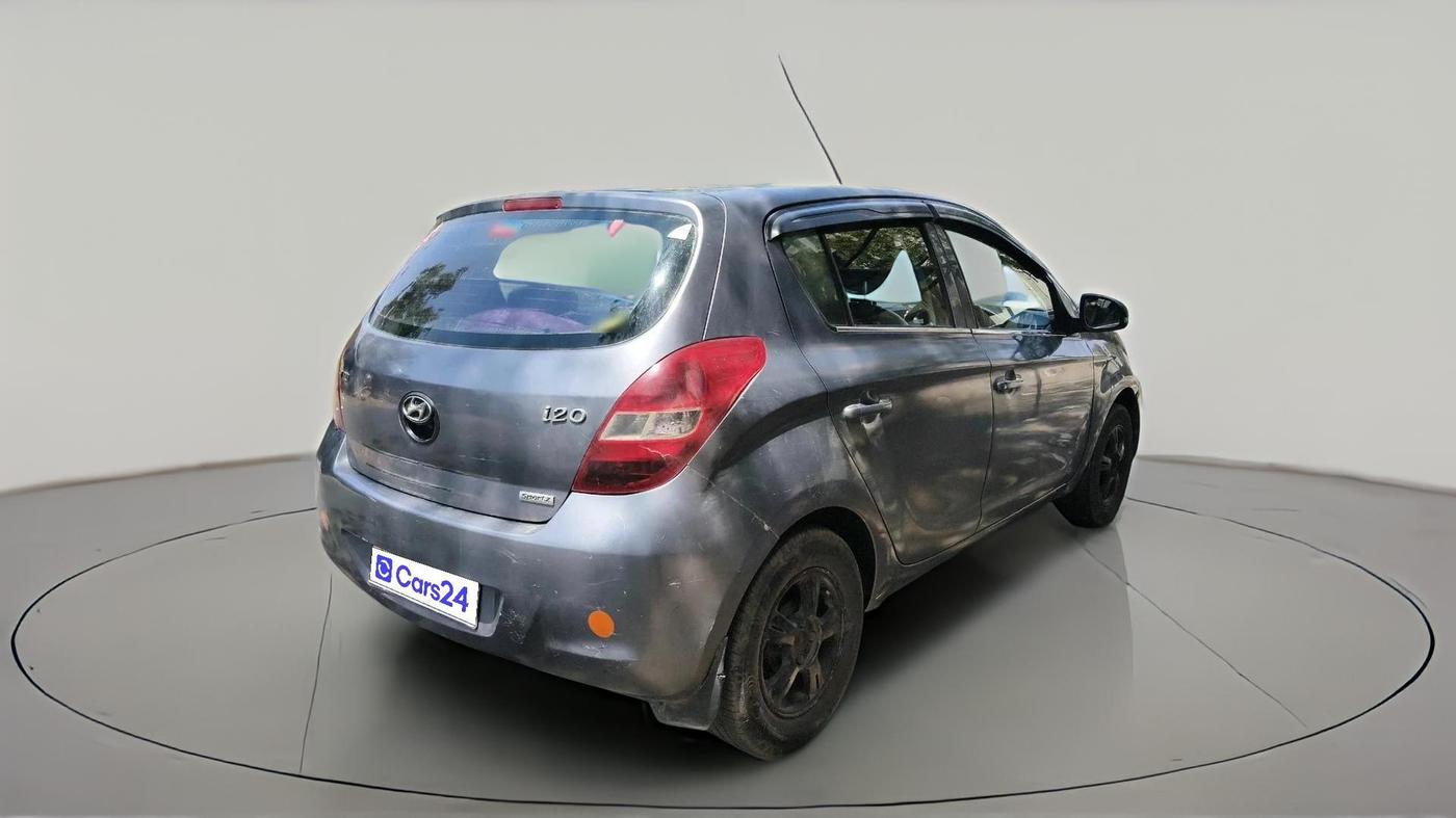 2011 Hyundai i20 SPORTZ 1.2, CNG, Manual, 99,151 km, exterior