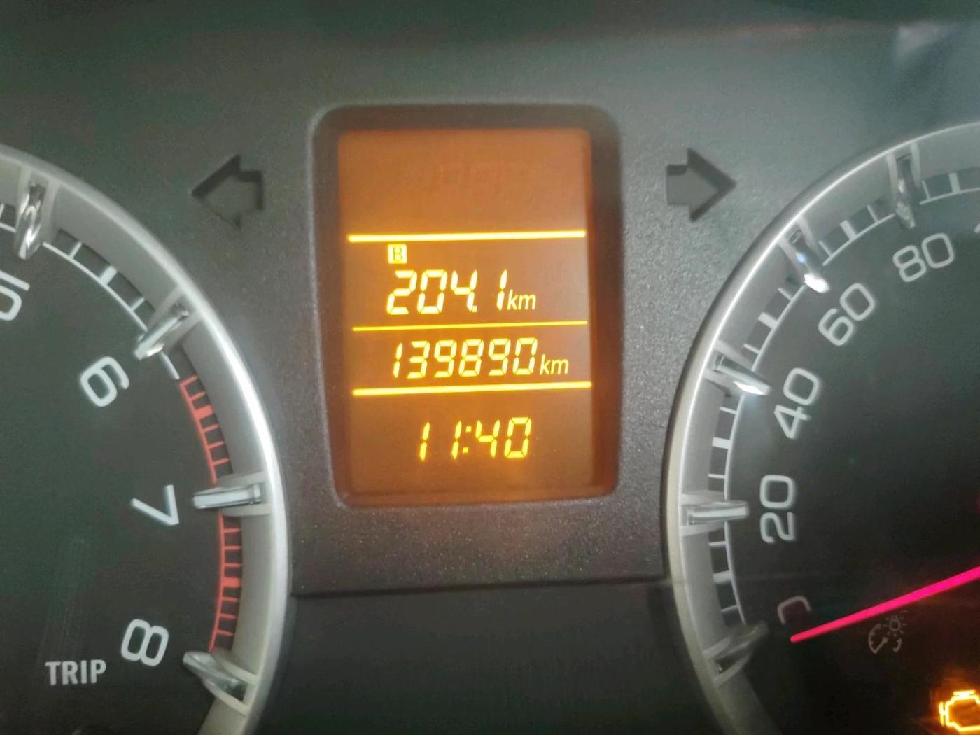 2012 Maruti Swift VXI, CNG, Manual, 1,39,890 km, interior
