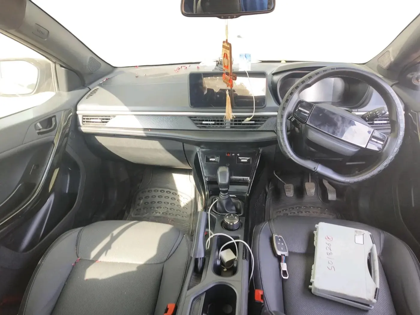 2024 Tata NEXON Creative Plus S 1.2 Revotron 6MT Dark Edition, Petrol, Manual, 18,097 km, interior