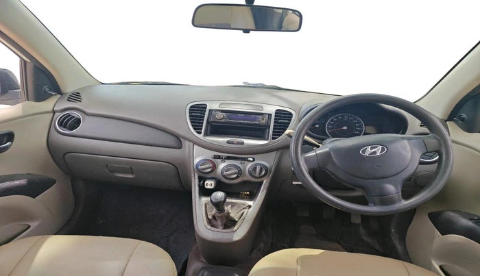 2011 Hyundai i10 MAGNA 1.1, CNG, Manual, 1,34,017 km, interior