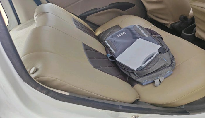 2011 Hyundai i10 MAGNA 1.1, CNG, Manual, 1,34,017 km, interior