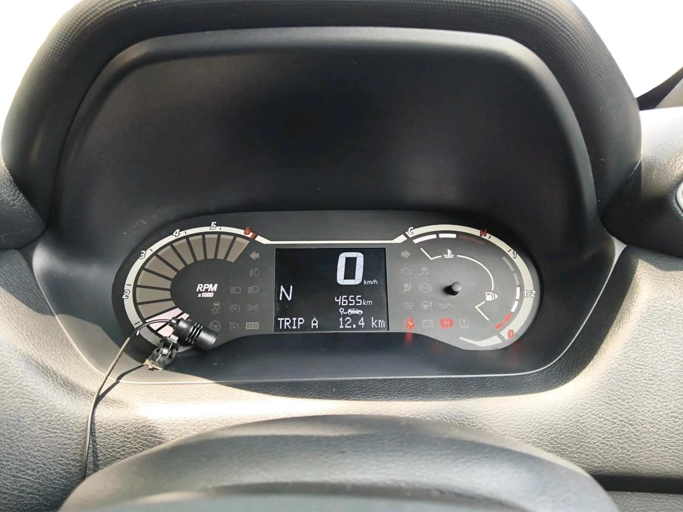 2025 Nissan MAGNITE Visia EZ-Shift, Petrol, Automatic, 4,655 km, interior
