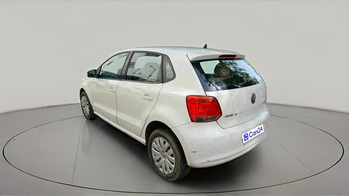 2013 Volkswagen Polo COMFORTLINE 1.2L, Diesel, Manual, 1,04,910 km, exterior