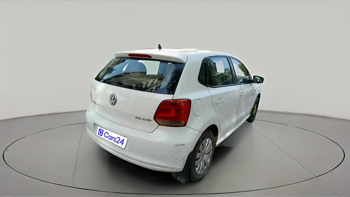 2013 Volkswagen Polo COMFORTLINE 1.2L, Diesel, Manual, 1,04,910 km, exterior