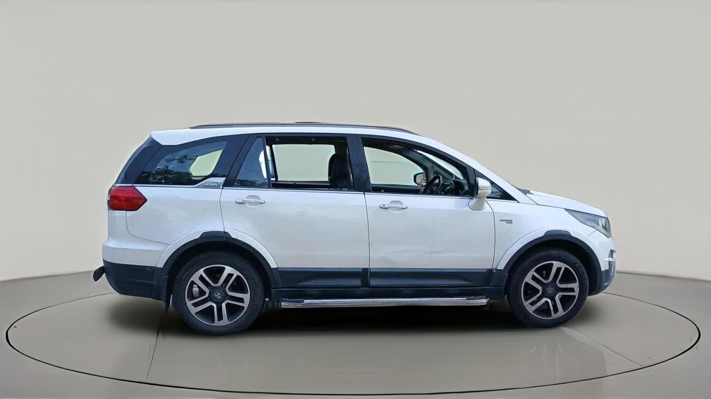 2017 Tata Hexa XTA 4X2 7 STR, Diesel, Automatic, 92,202 km, exterior
