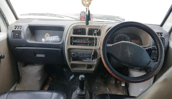 2016 Maruti Eeco 5 STR WITH A/C+HTR, CNG, Manual, 1,44,766 km, interior