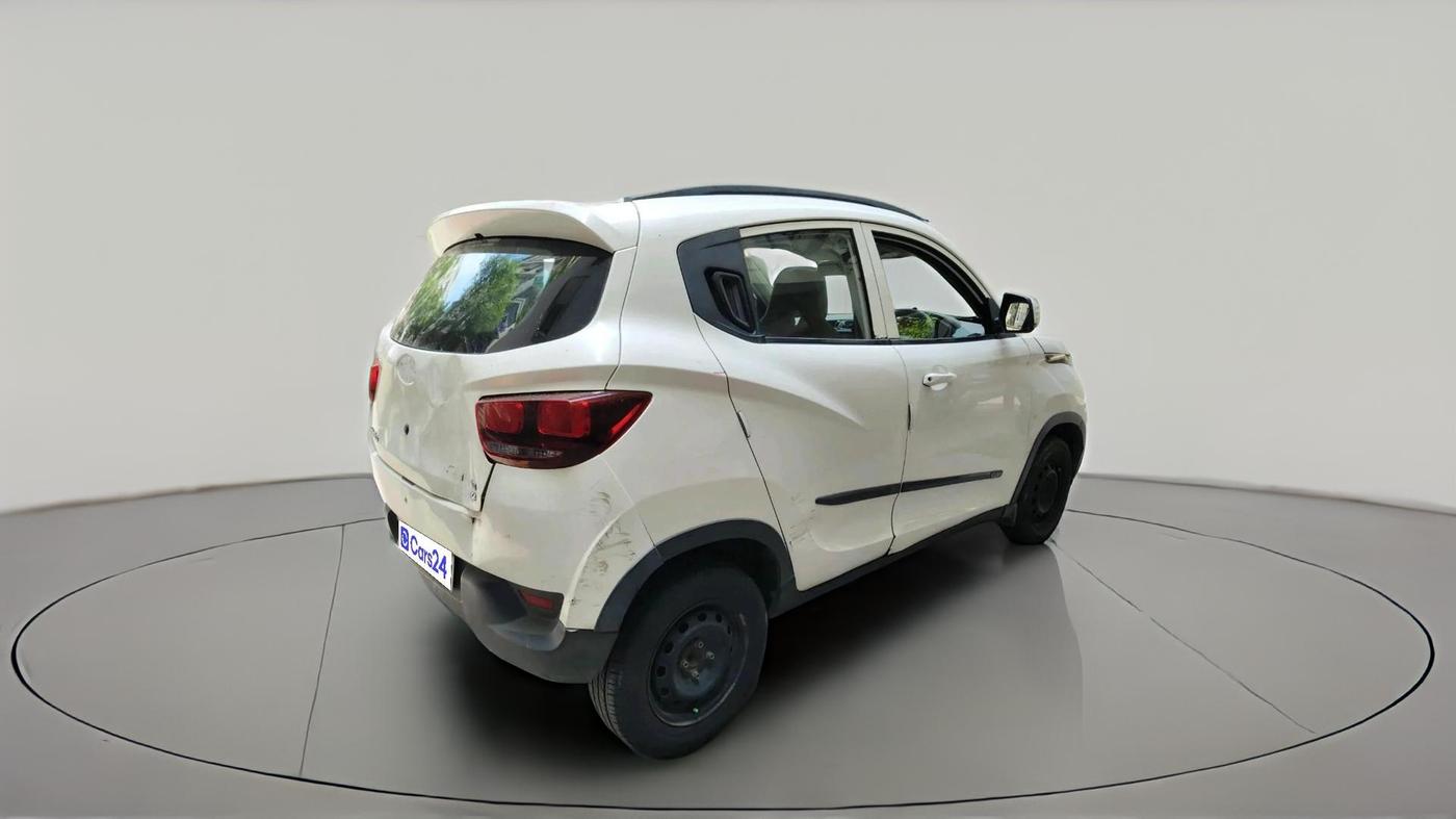 2016 Mahindra Kuv100 K4 6 STR, Petrol, Manual, 44,334 km, exterior