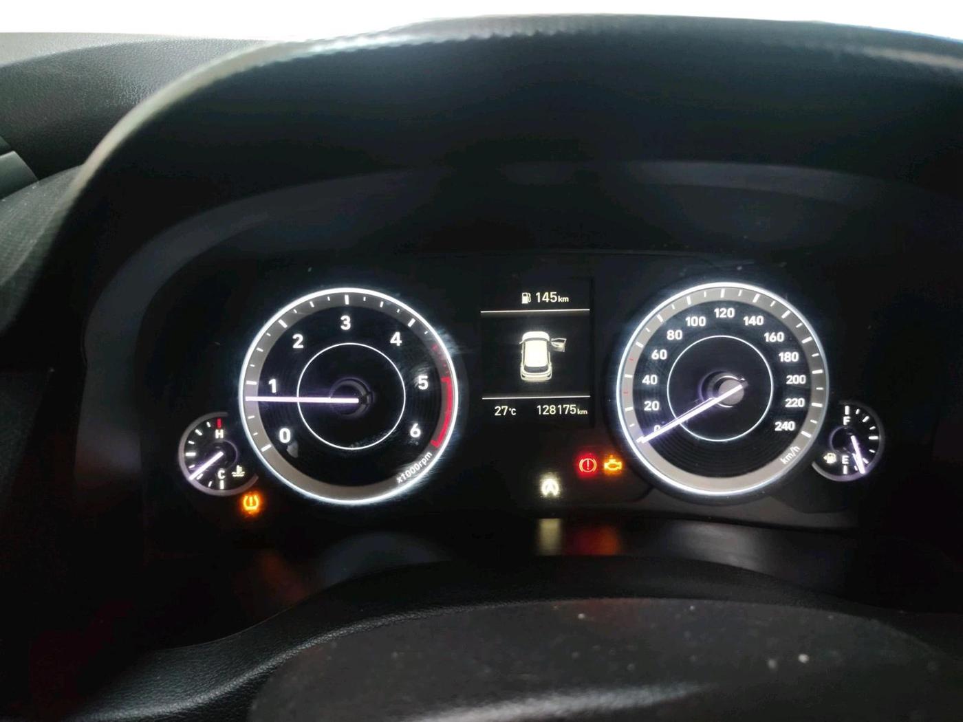 2023 Hyundai Creta S PLUS KNIGHT 1.5 DIESEL, Diesel, Manual, 1,28,175 km, interior