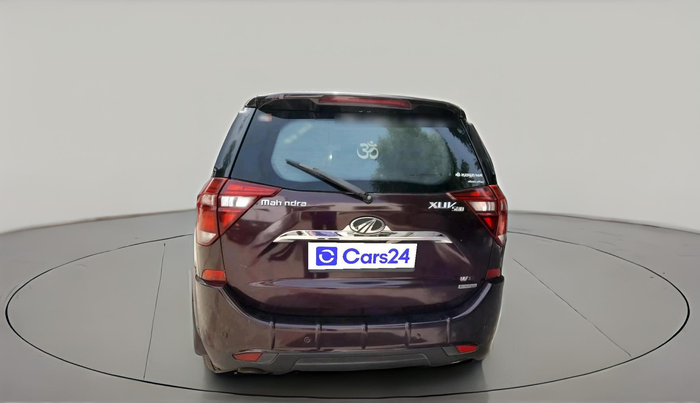 2018 Mahindra XUV500 W11 AT, Diesel, Automatic, 1,30,593 km, exterior