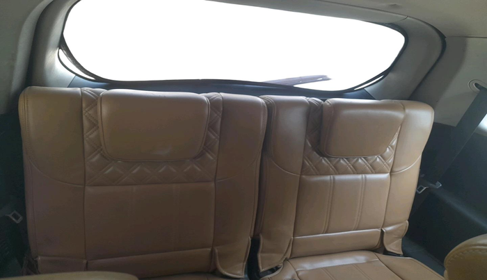 2018 Mahindra XUV500 W11 AT, Diesel, Automatic, 1,30,593 km, interior